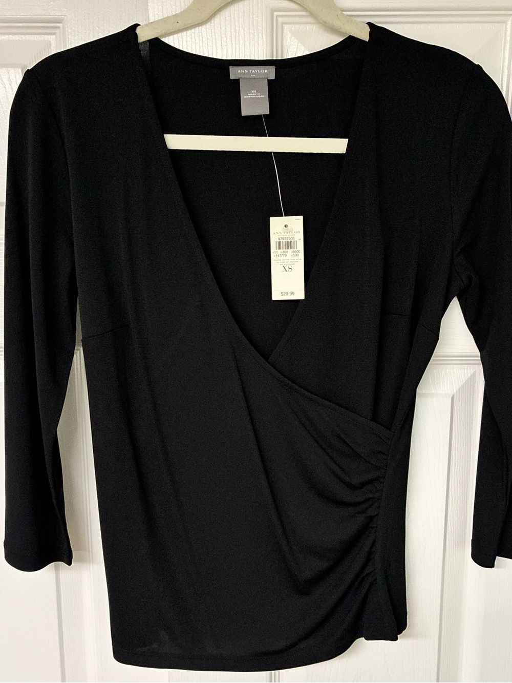 NWT Ann Taylor Factory Mock Wrap 3/4 sleeve, Black, Size XS